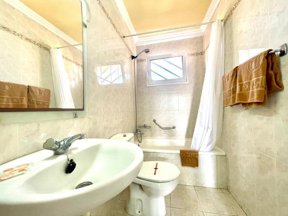 With Spectacular Views, Atlantic Ocean, Pool Y Free Wifi In All Common Areas Apartment *
