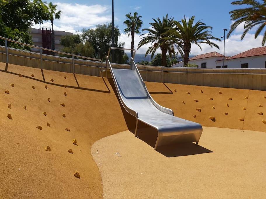 Puerto De La Cruz: Loft, Terraza Y Piscina Apartamento