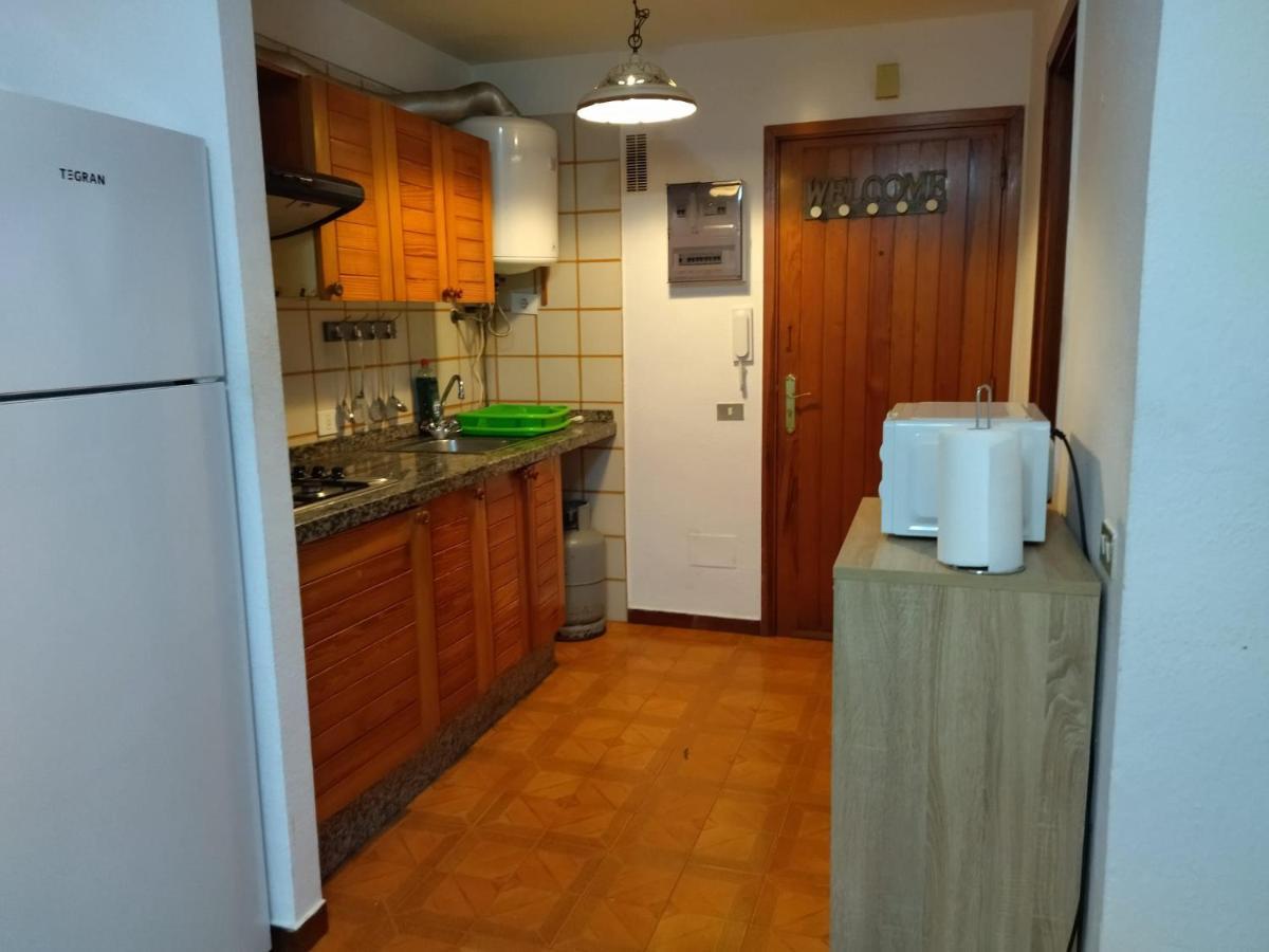 One Bedroom With Pool, 100 Meters From The Beach Apartment *