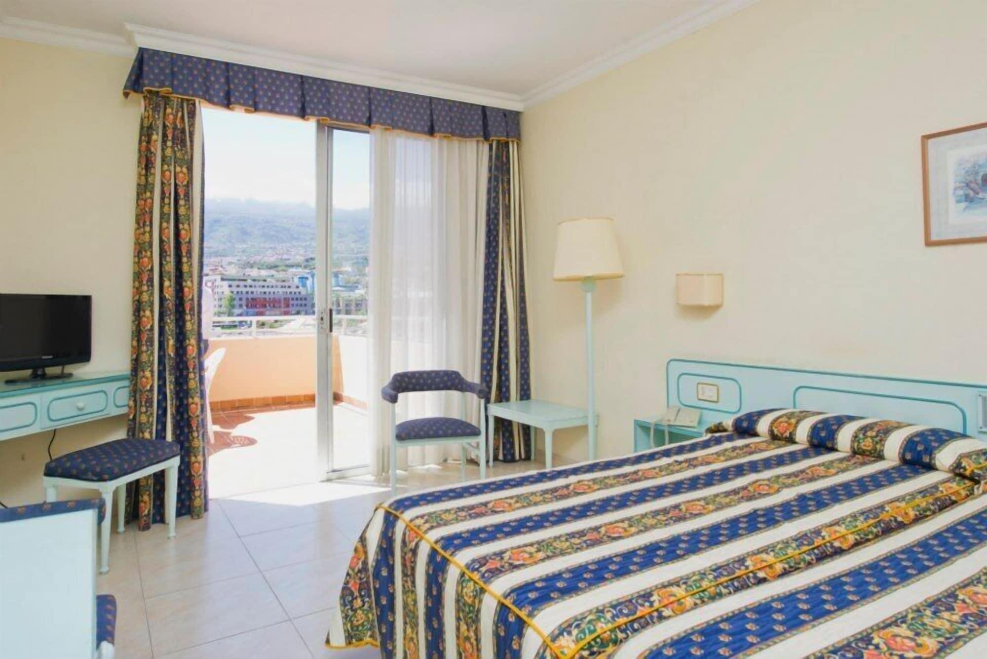 Trovador 3* Puerto de la Cruz (Tenerife)