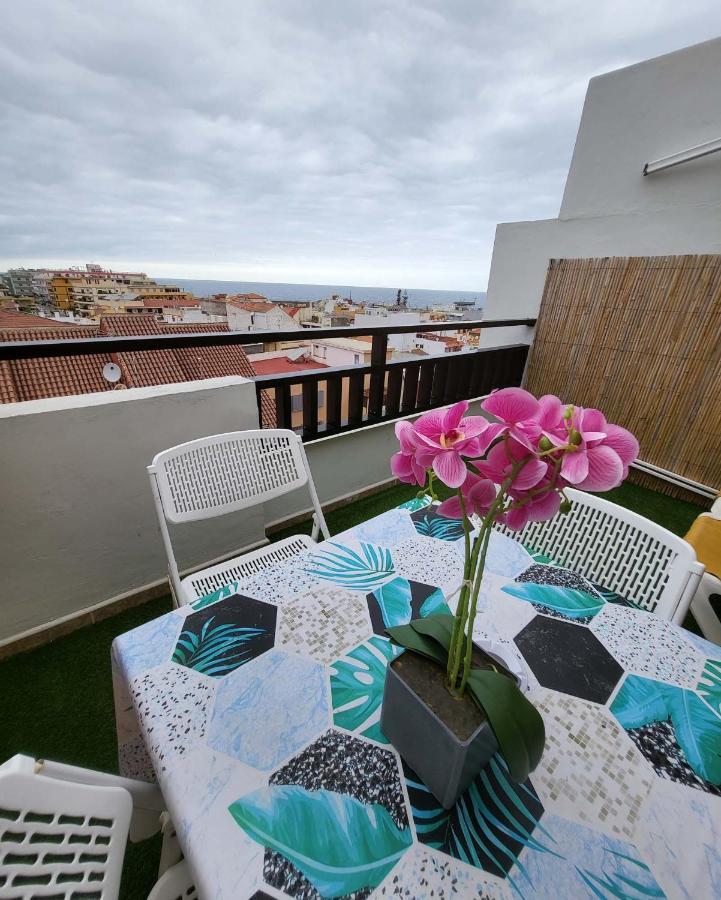 Atico Con Piscina En El Centro Puerto De La Cruz - Edificio Girasol