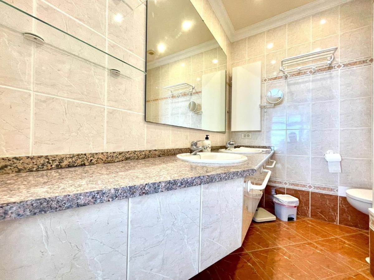 Appartement Studio With Direct View Of The Atlantic, Heated Pool, Wifi, 250 Meters To The Beach