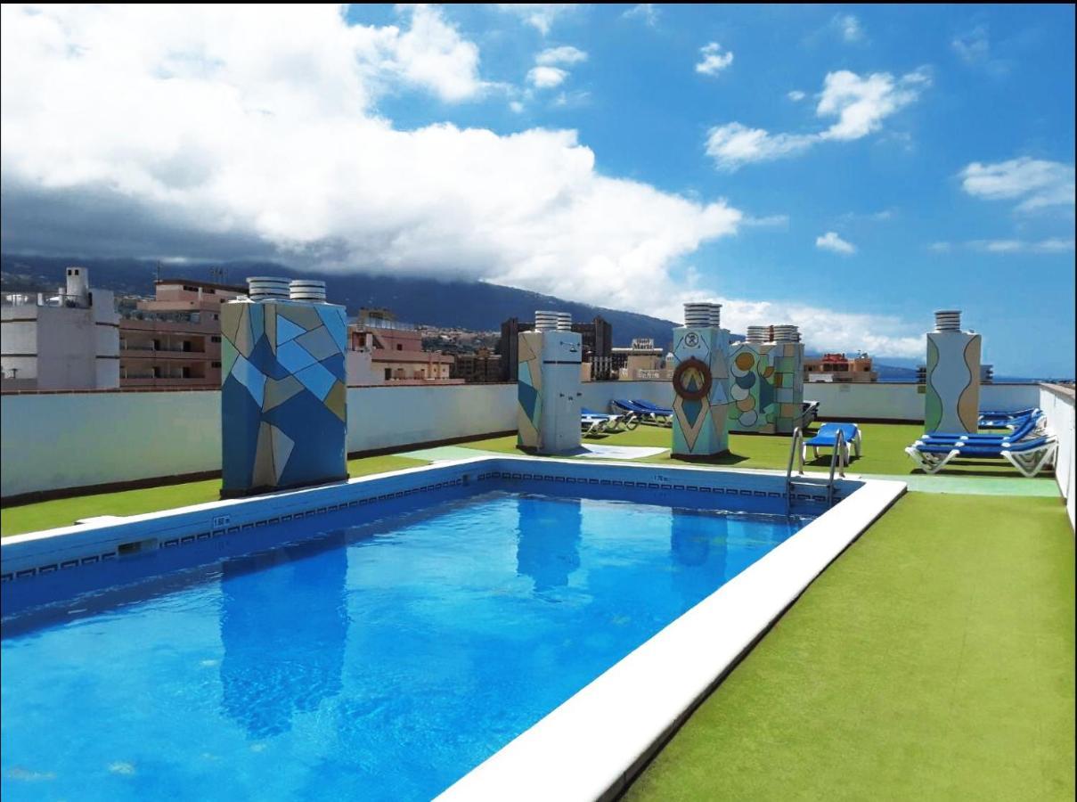 Atico Con Piscina En El Centro Puerto De La Cruz - Edificio Girasol Huoneisto