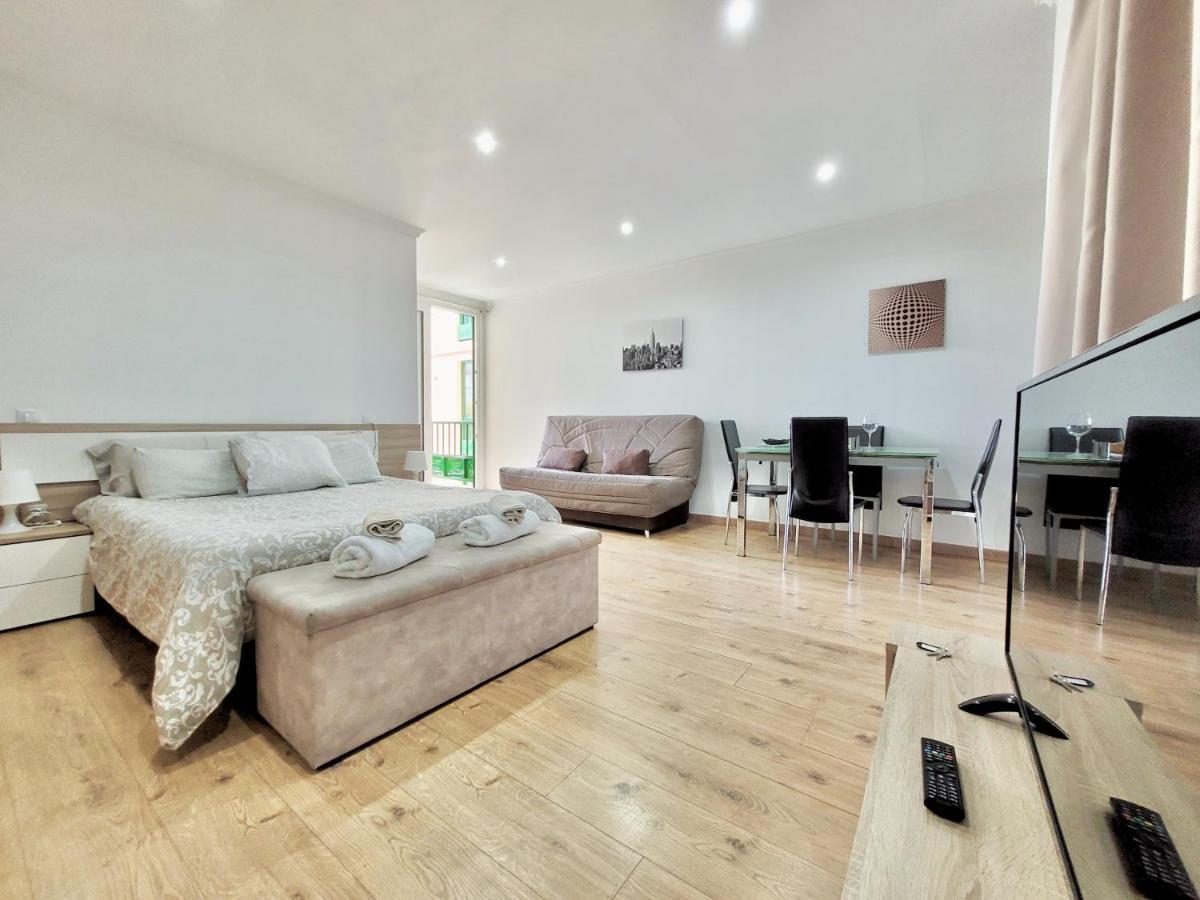 Plaza Del Charco Apartment