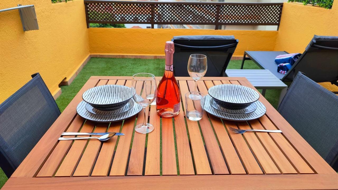 Marina Atico Penthouse Apartment *