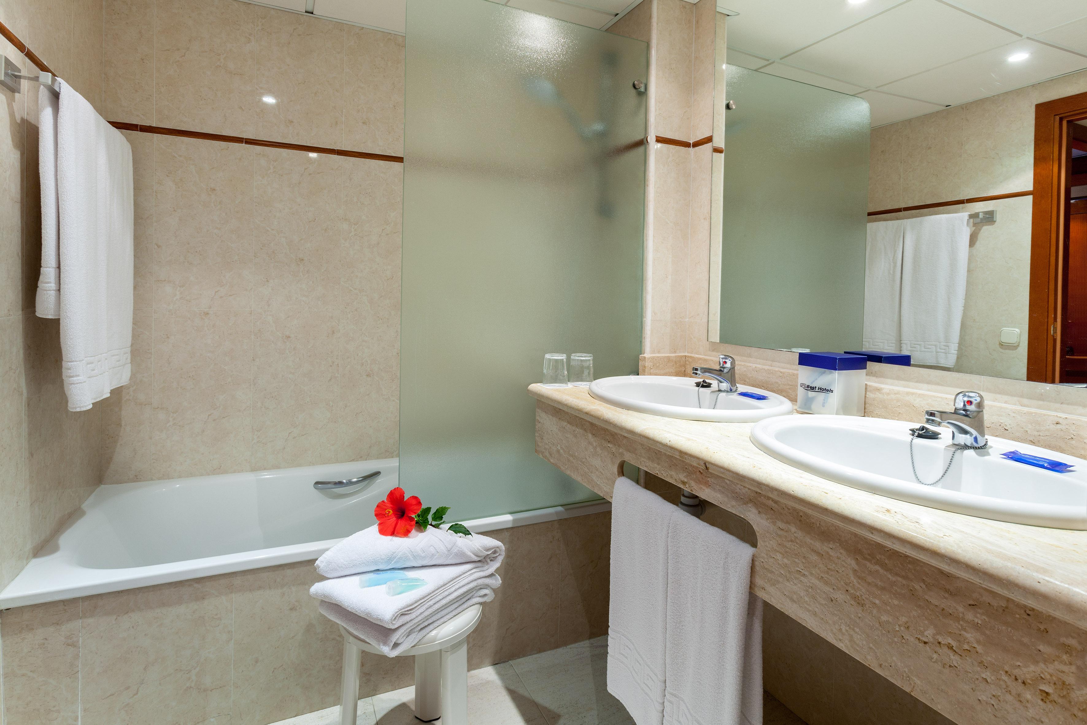 Semiramis Hotel 5*