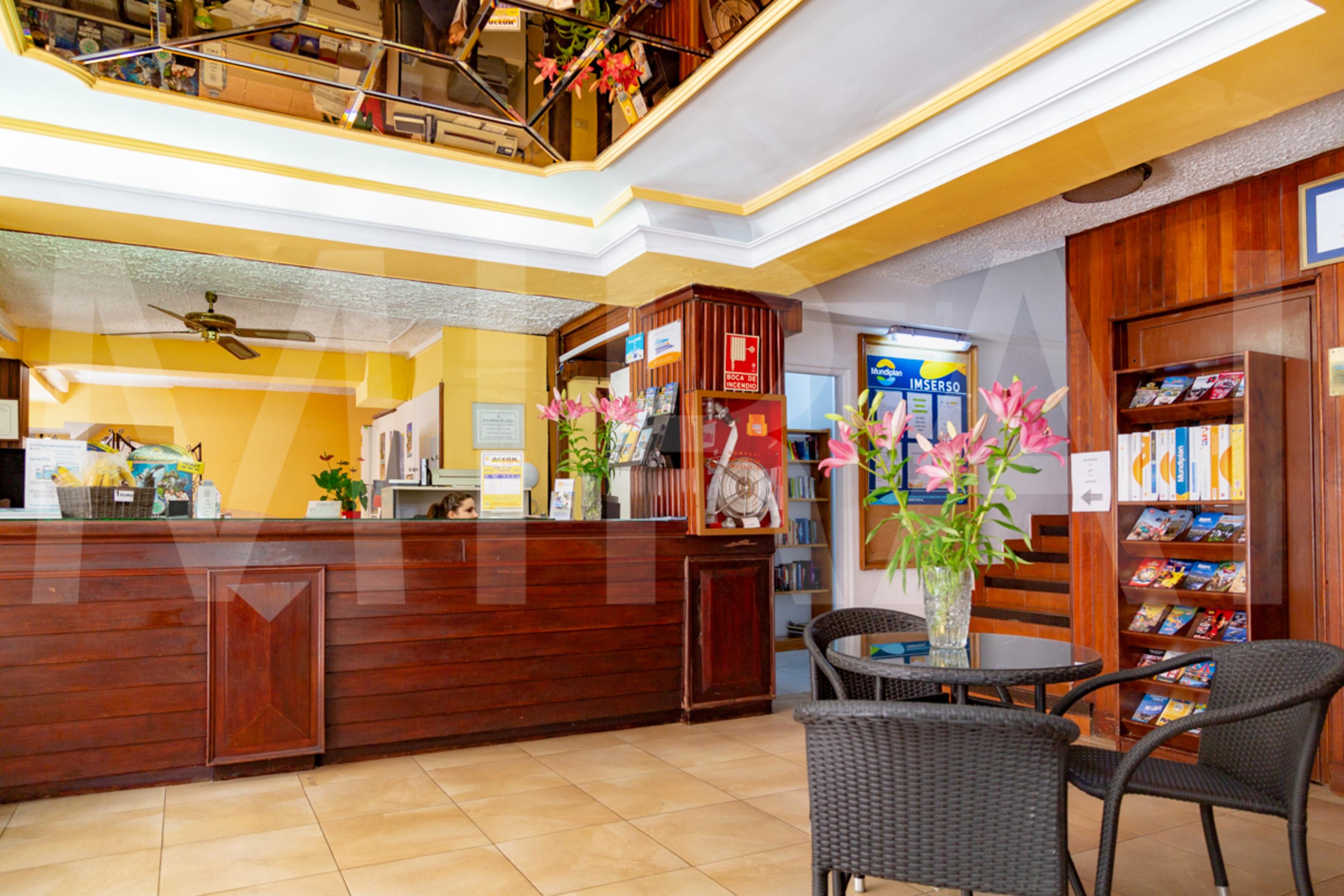 Tropical Hotel