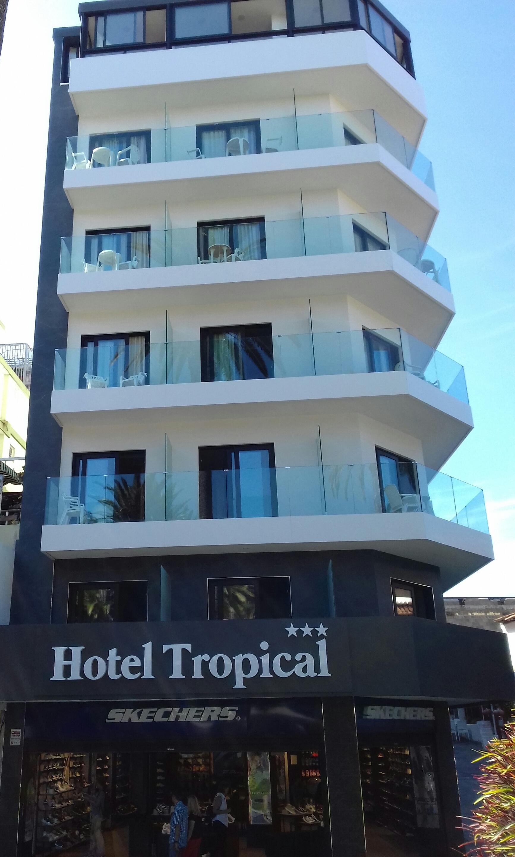 Tropical Hotel
