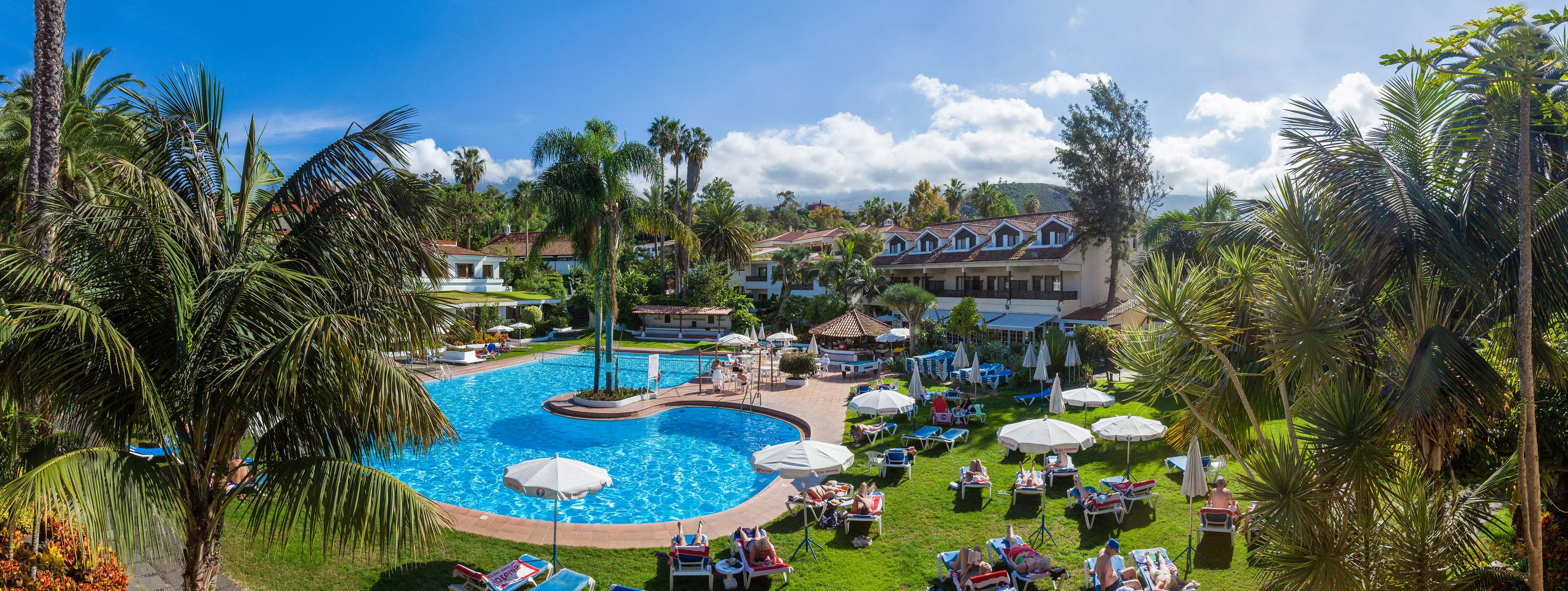 Parque San Antonio Hotel