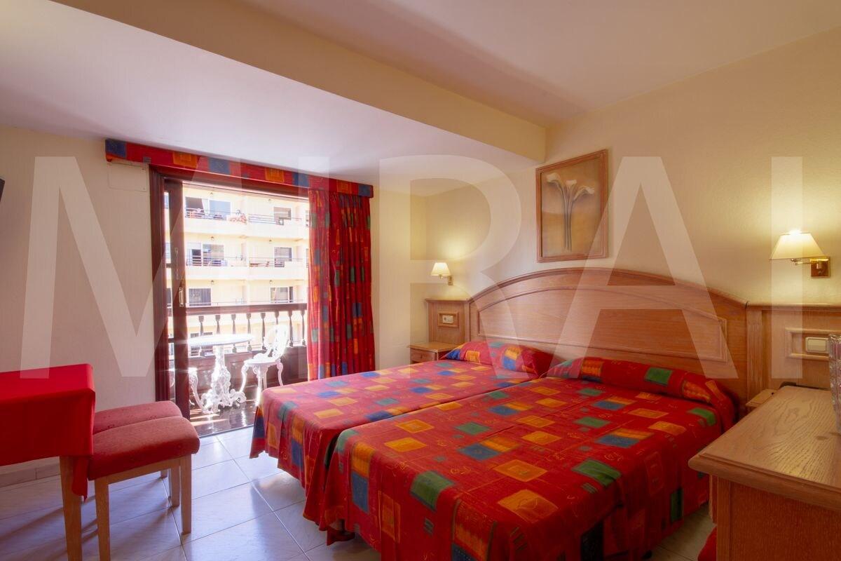 Park Plaza 2*