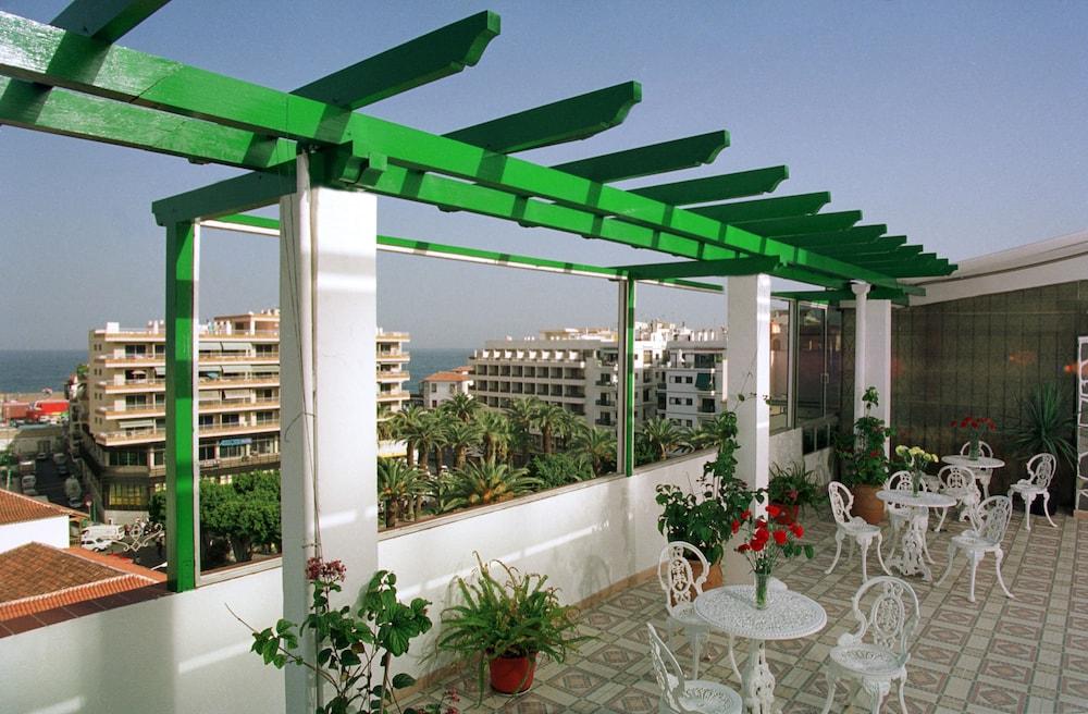 Tropical Hotel 3*