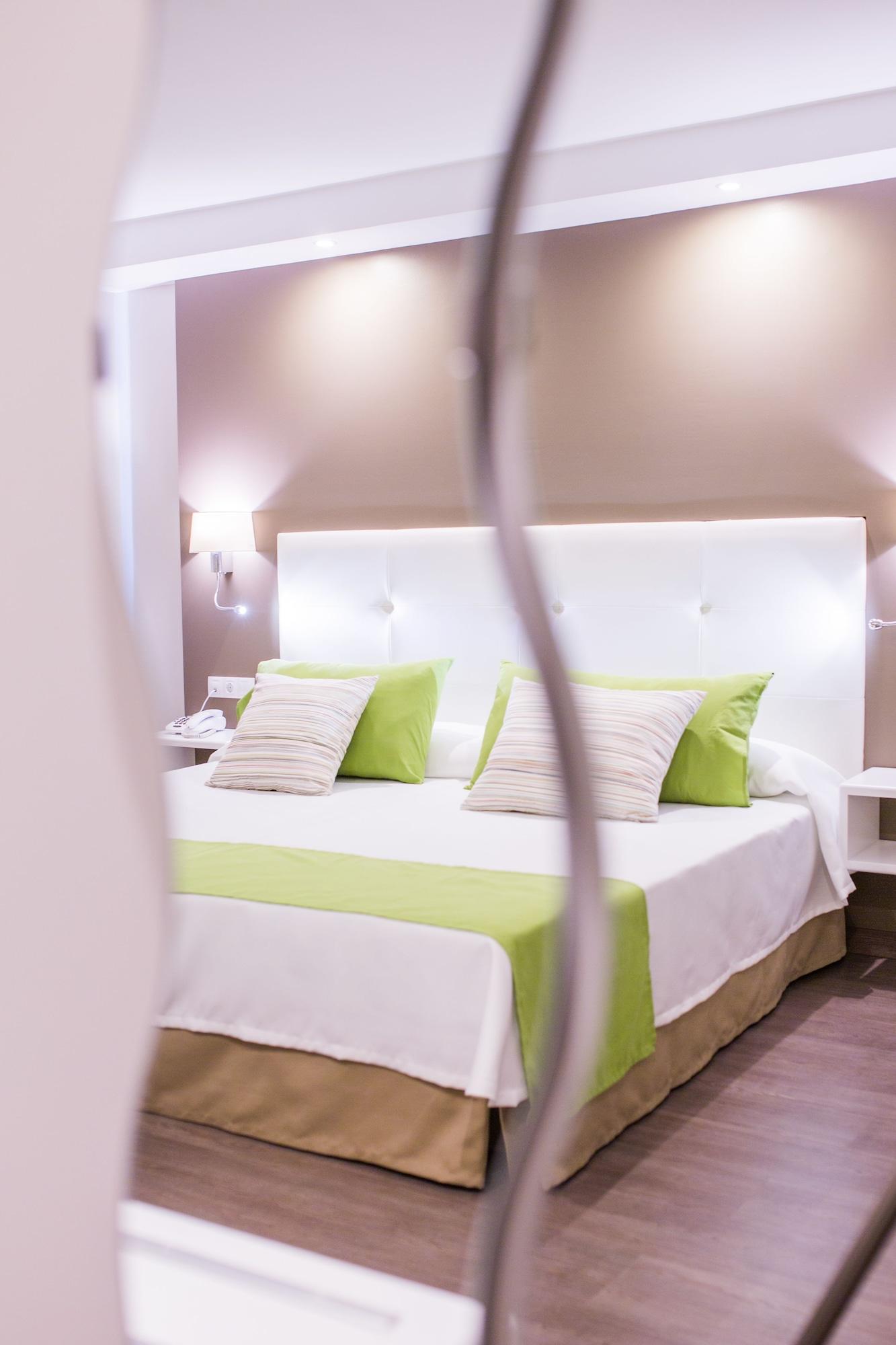 Rf San Borondon Hotel