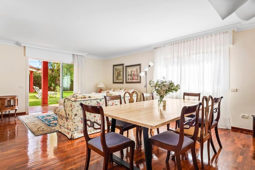 Artigar, Garden, Swimming Pool And Bbq. Biệt thự Puerto de la Cruz (Tenerife)