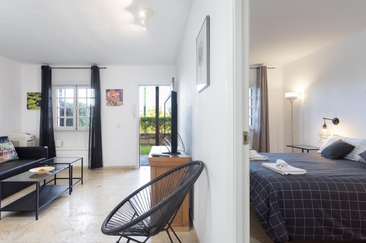 Apartment With Private Garden