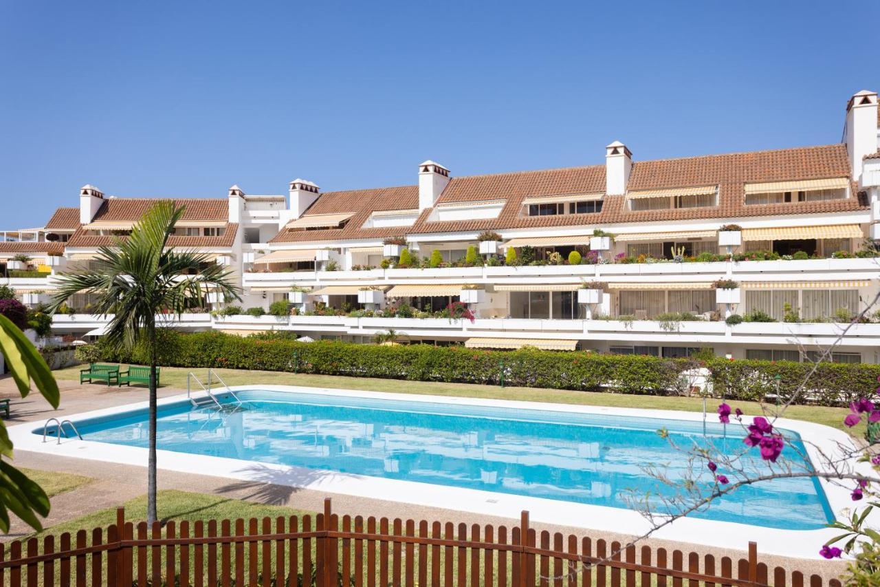 With Private Garden Apartment *