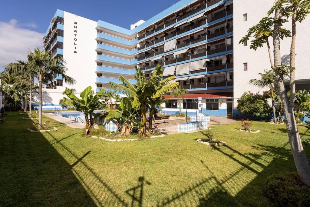 Comodo Estudio Playa Jardin Apartment