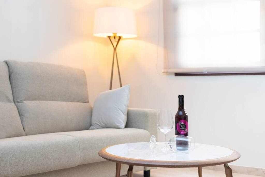 Sunnyland Martianez Valois Apartment *