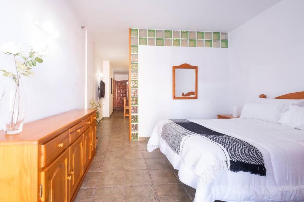 Studio With Swimming Pool And Balcony Apartment *