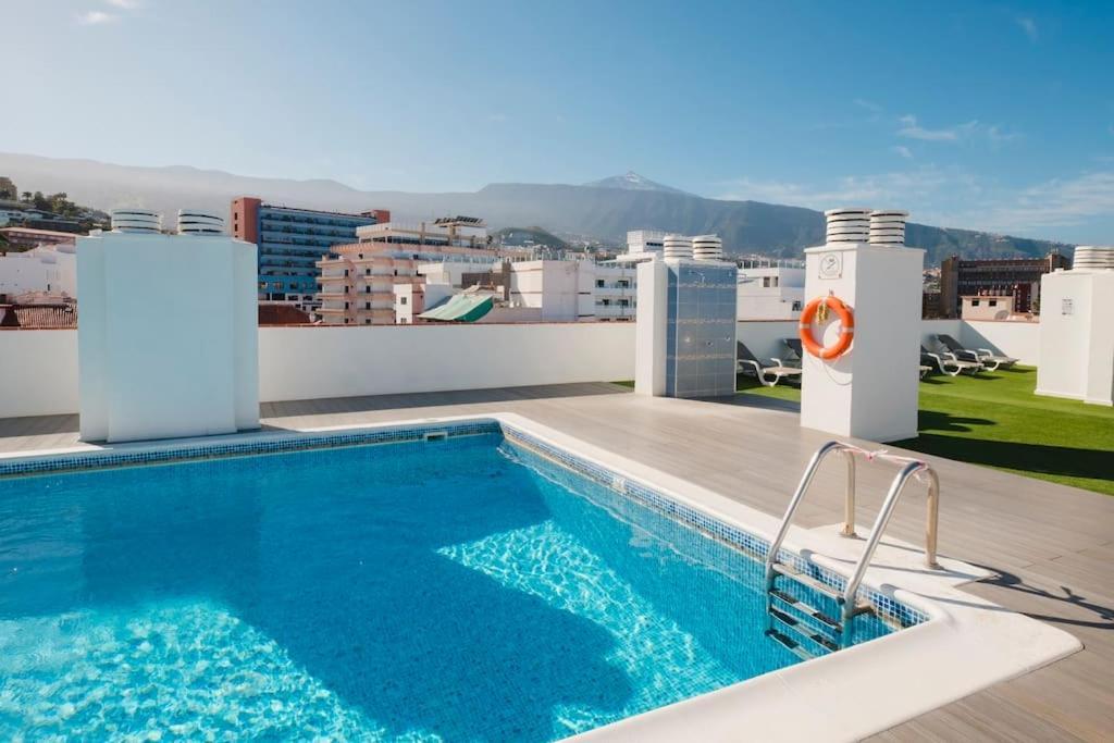 Apartment Studio With Swimming Pool And Balcony