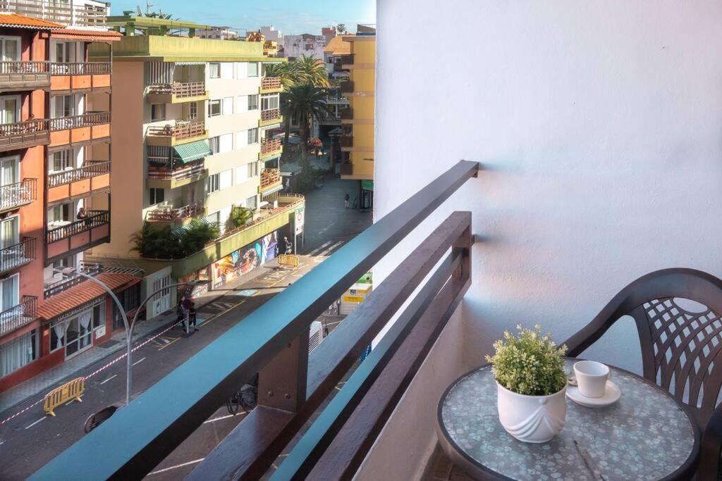Studio With Swimming Pool And Balcony Apartment