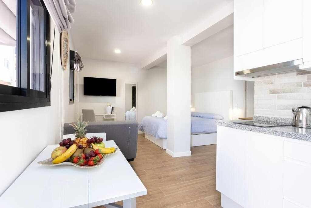 Sunnyland Martianez 2 Apartment