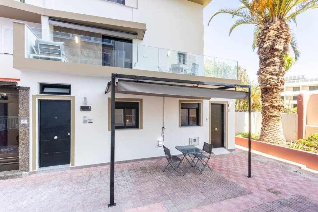 Sunnyland Martianez 2 Apartment *
