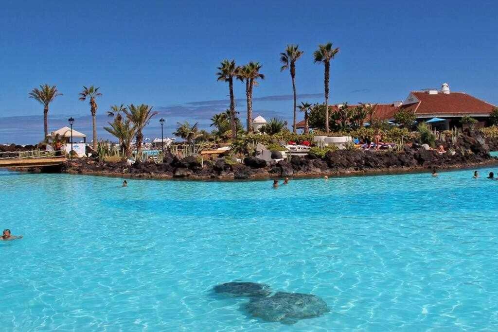 Sunnyland Martianez Valois * Puerto de la Cruz (Tenerife)