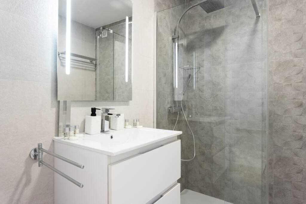 Apartment Sunnyland Martianez Valois *
