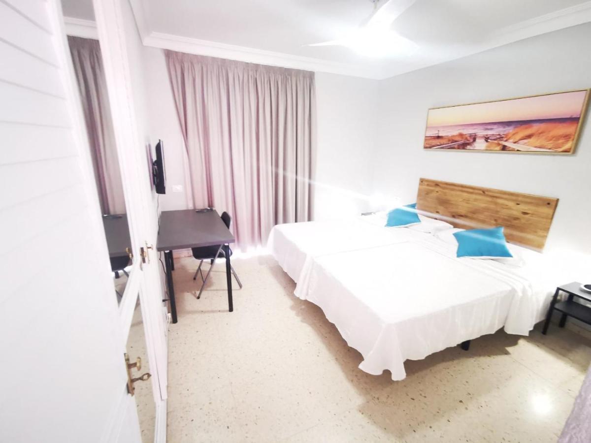 Hotel Don Candido *
