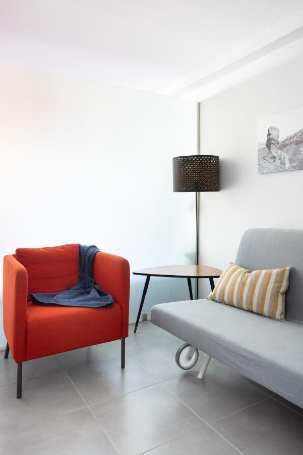 Home2book Design Apartment *