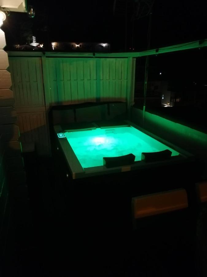 - Sun House - Holidays -