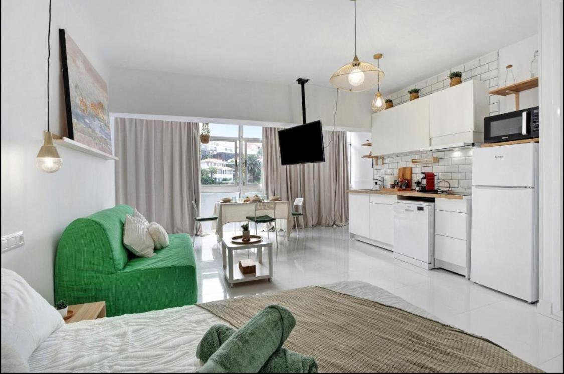 Paradise Studio Belair Wifi, Piscina, Parking *