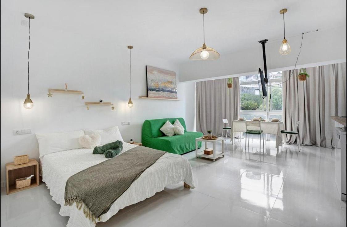 Paradise Studio Belair Wifi, Piscina, Parking *