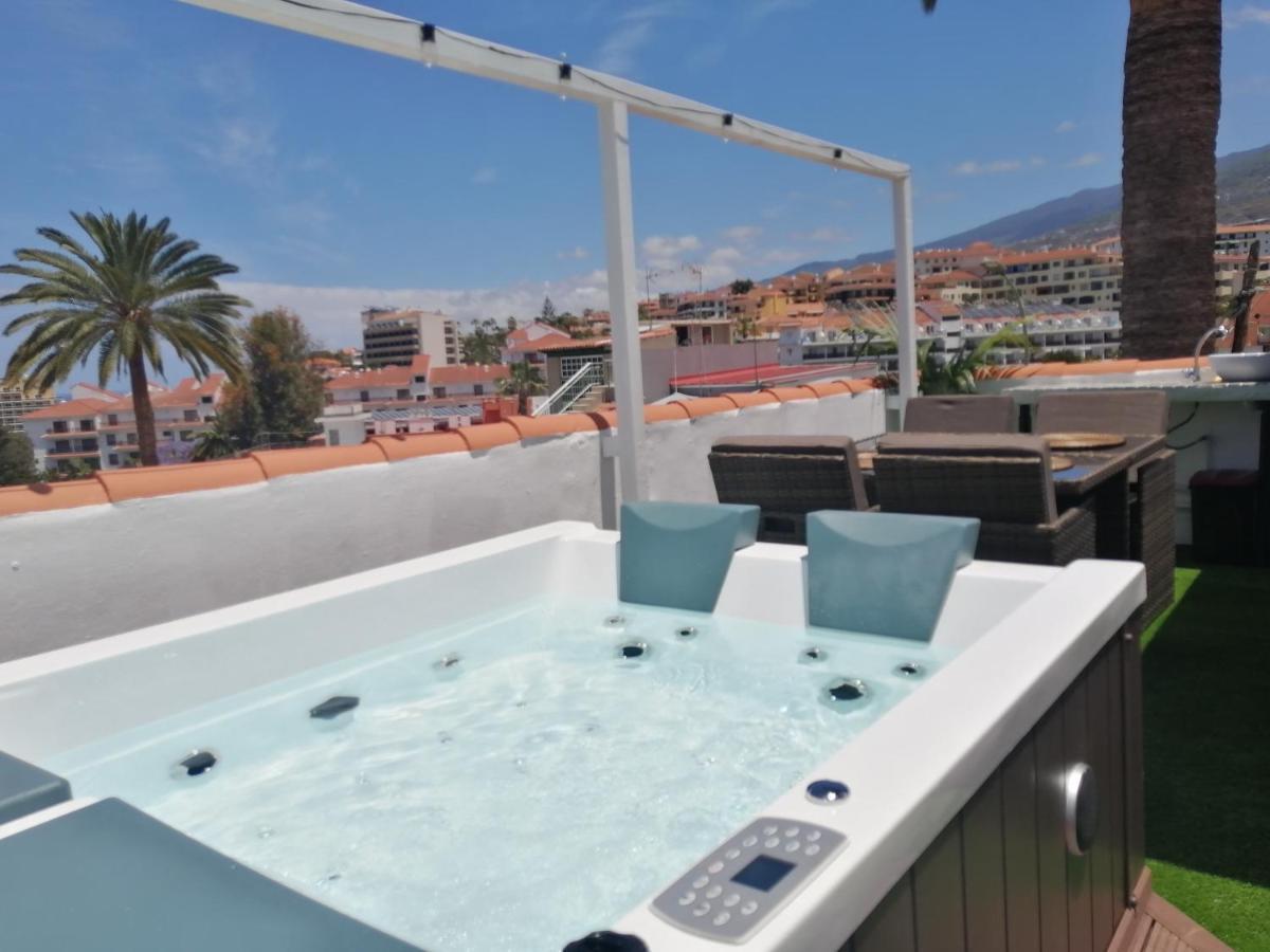 - Sun House - Holidays - *
