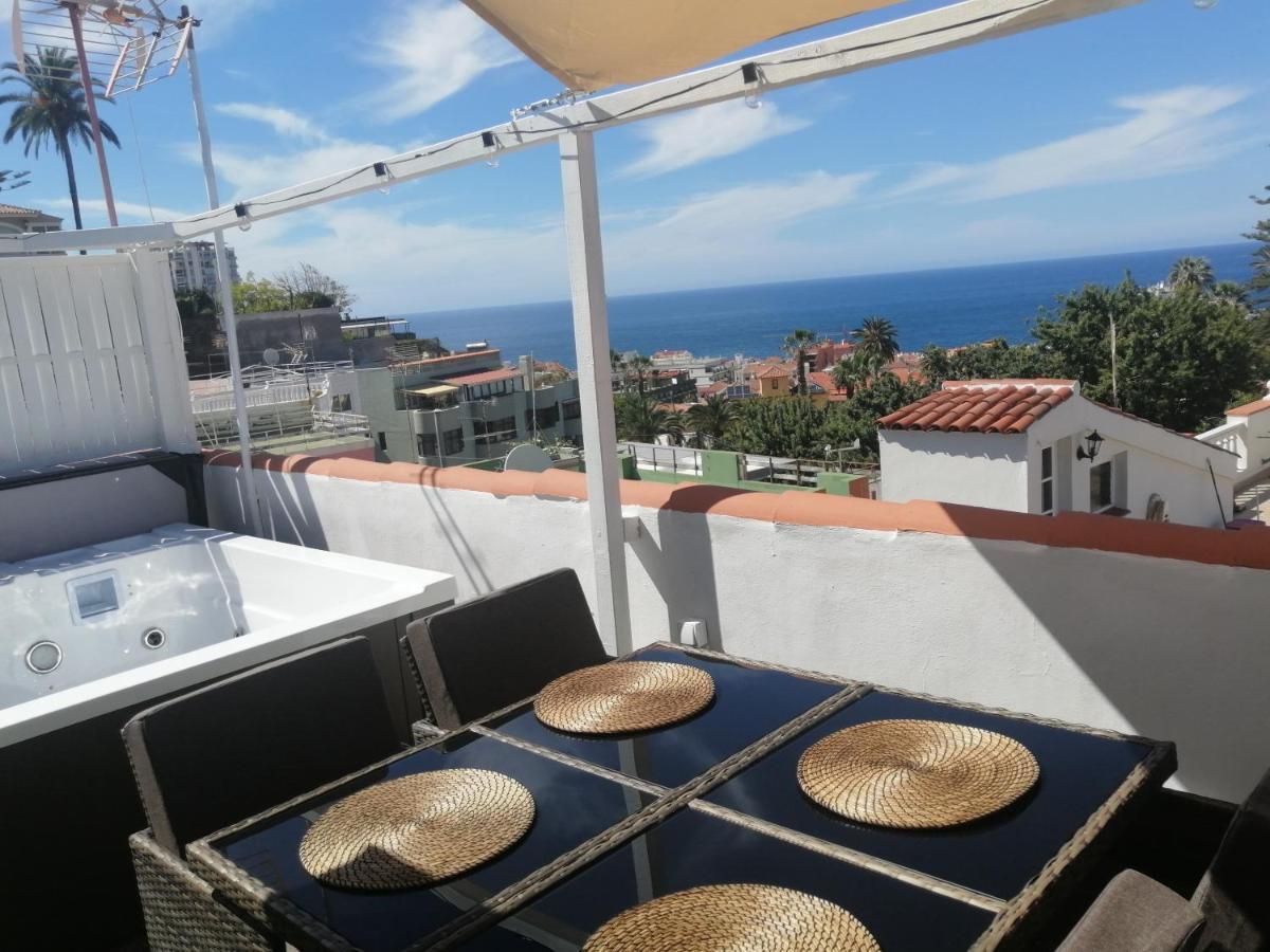 - Sun House - Holidays - *
