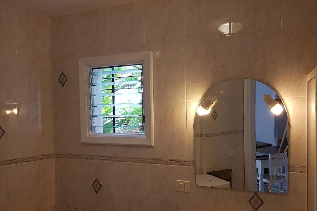 Luminoso Con Patio Y Jardin