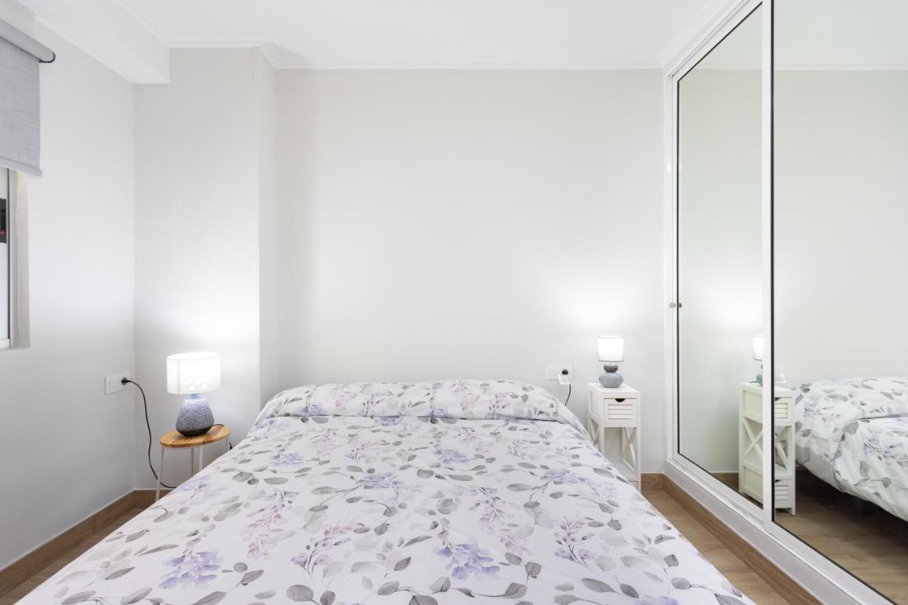 Home2book Stylish Drago