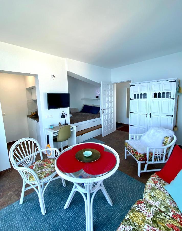 Oasis La Paz - Pelinor - Adults Only Huoneisto *