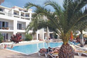Tropical Hotel 3*