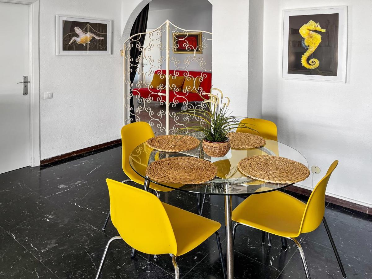 Large Penthouse With Sunny Terrace *