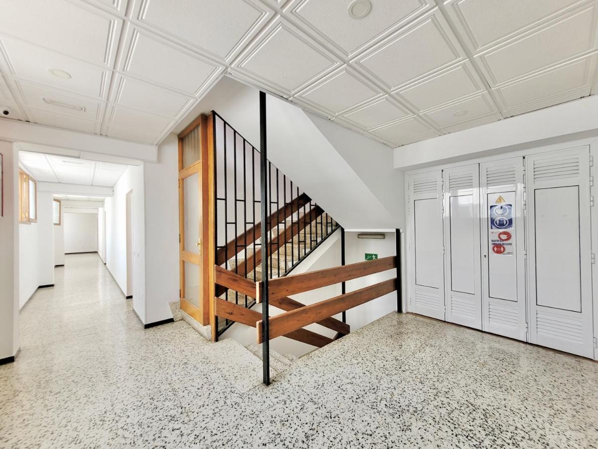 Apartment Among Plazas