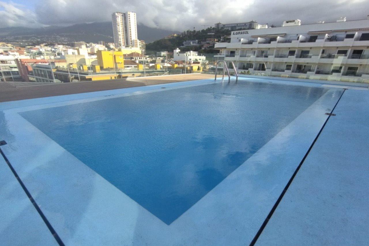 Park Plaza Hotel 2*