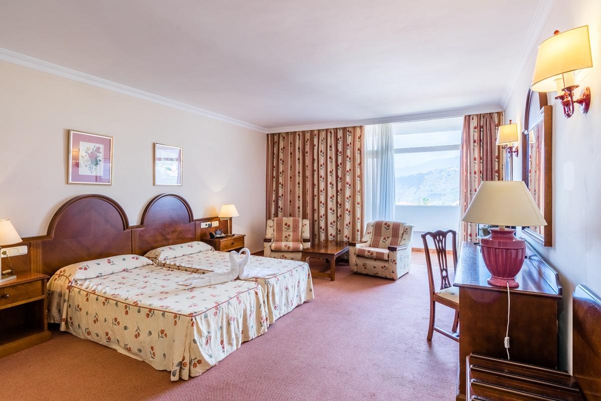 Complejo Blue Sea Puerto Compuesto Por Canarife Y Bonanza Palace Hotel 4*