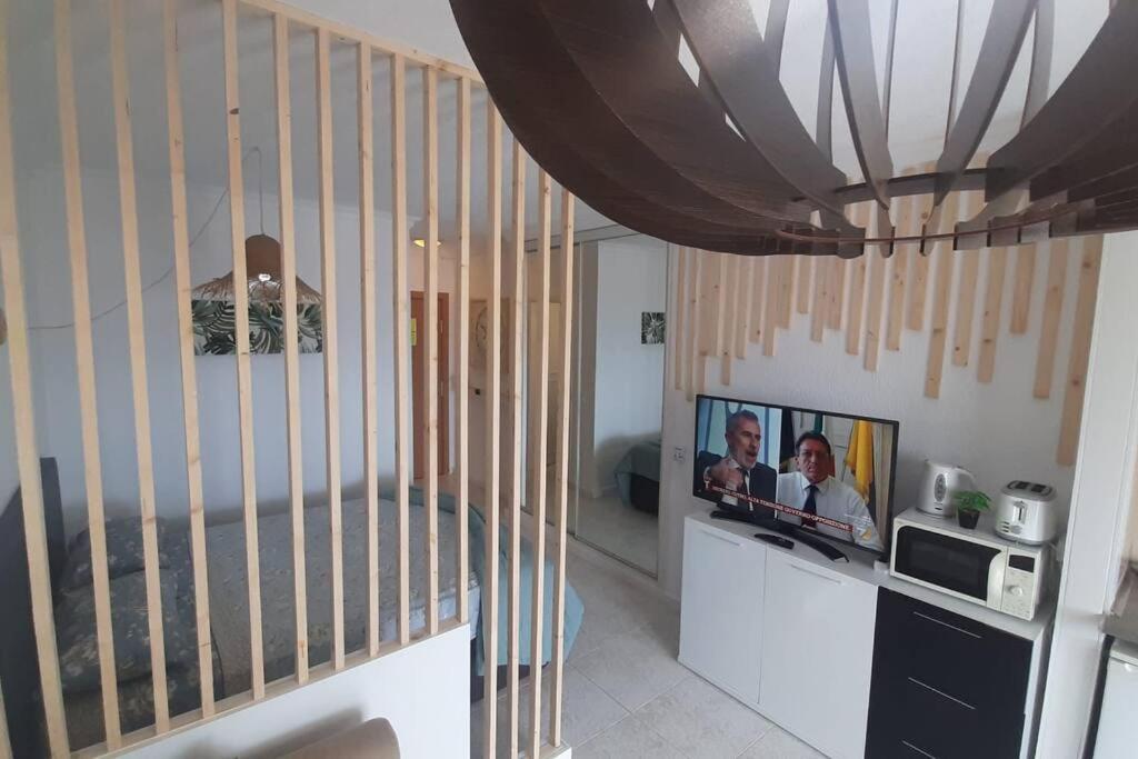 Central Studio With Sea View Balcony! Apartment