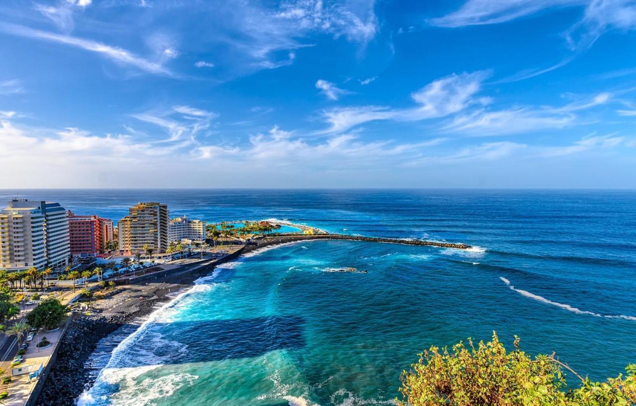 Tropical Cruz Puerto de la Cruz (Tenerife)