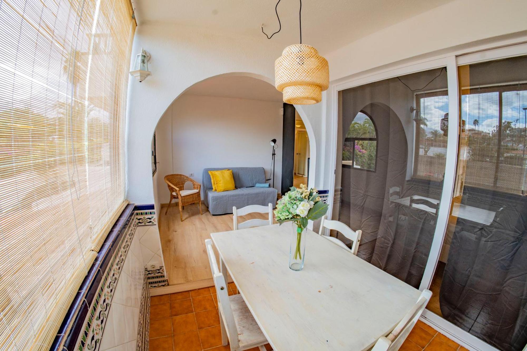 Botanique Apartment *