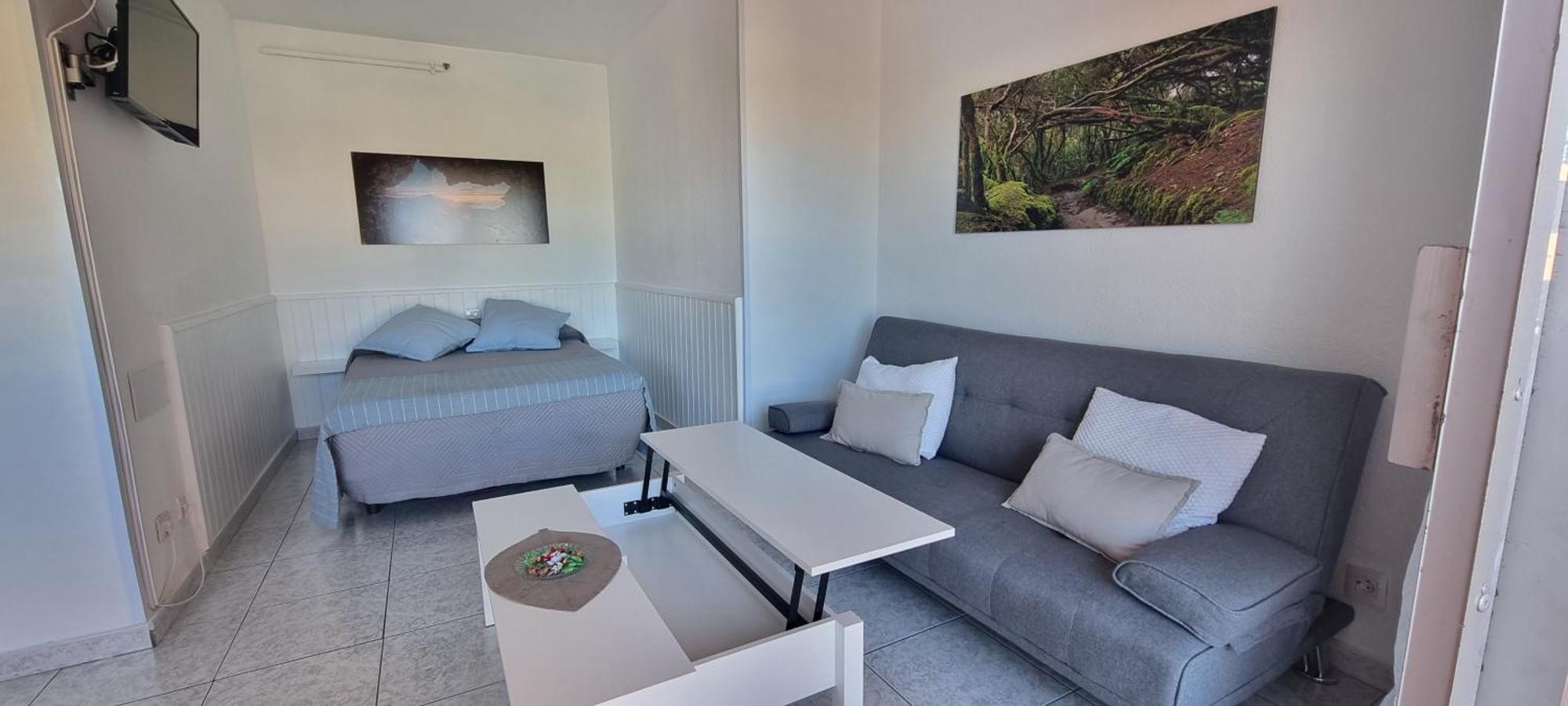 Garden Studio Apartment