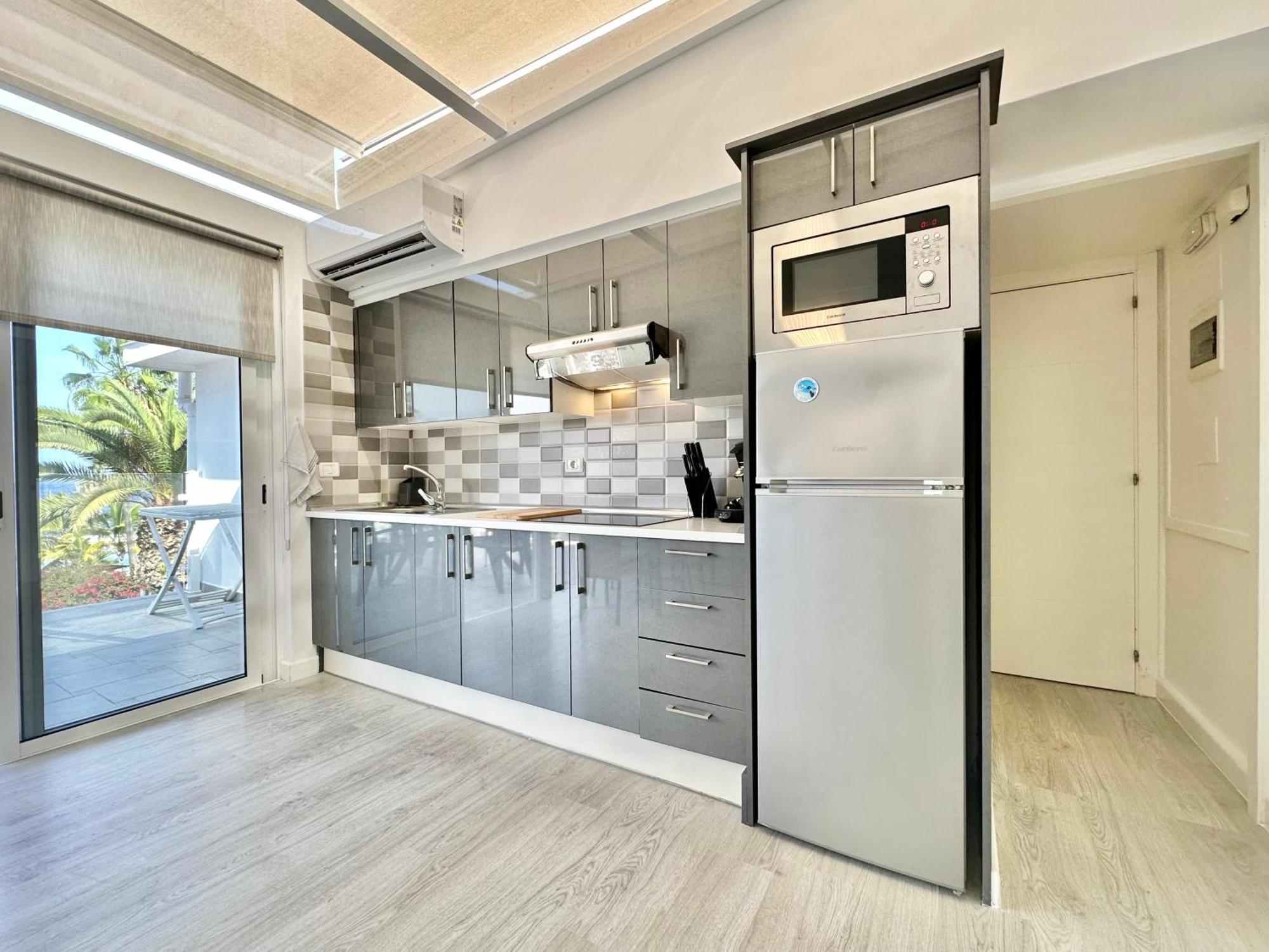 Oasis Club Attic Apartment *