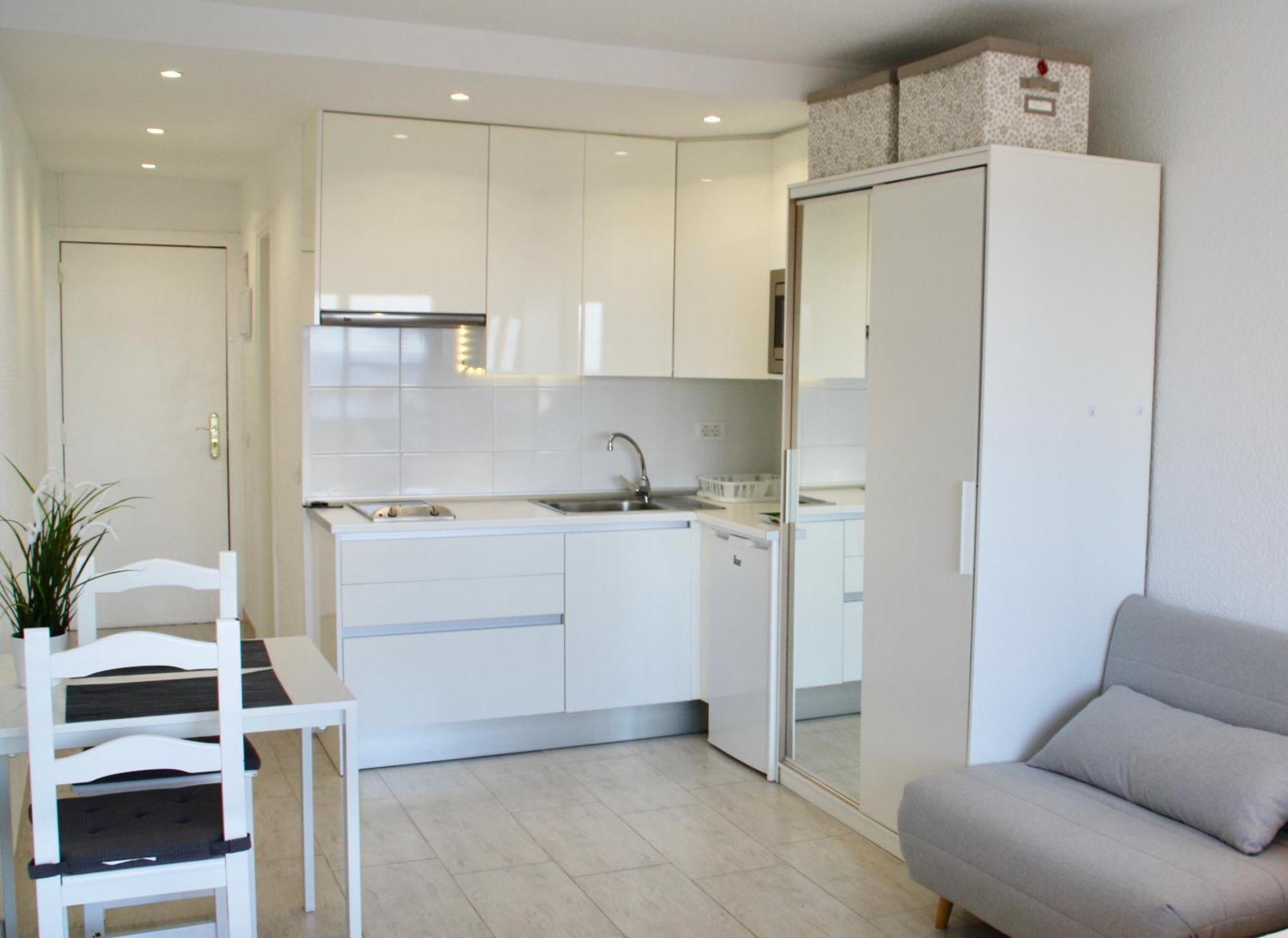 Sun-sea Apartment