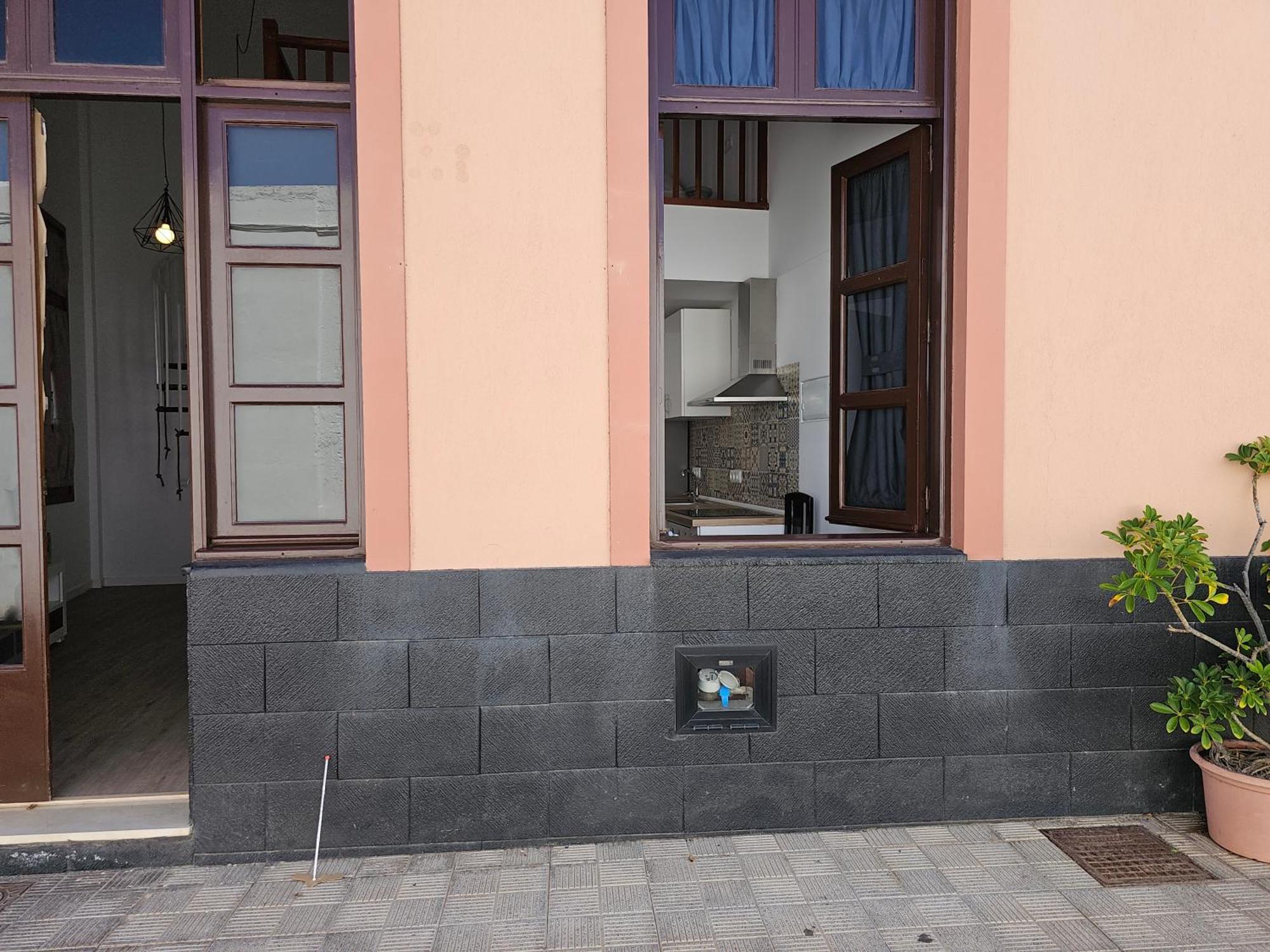In The Center Of The Old Town. Apartment